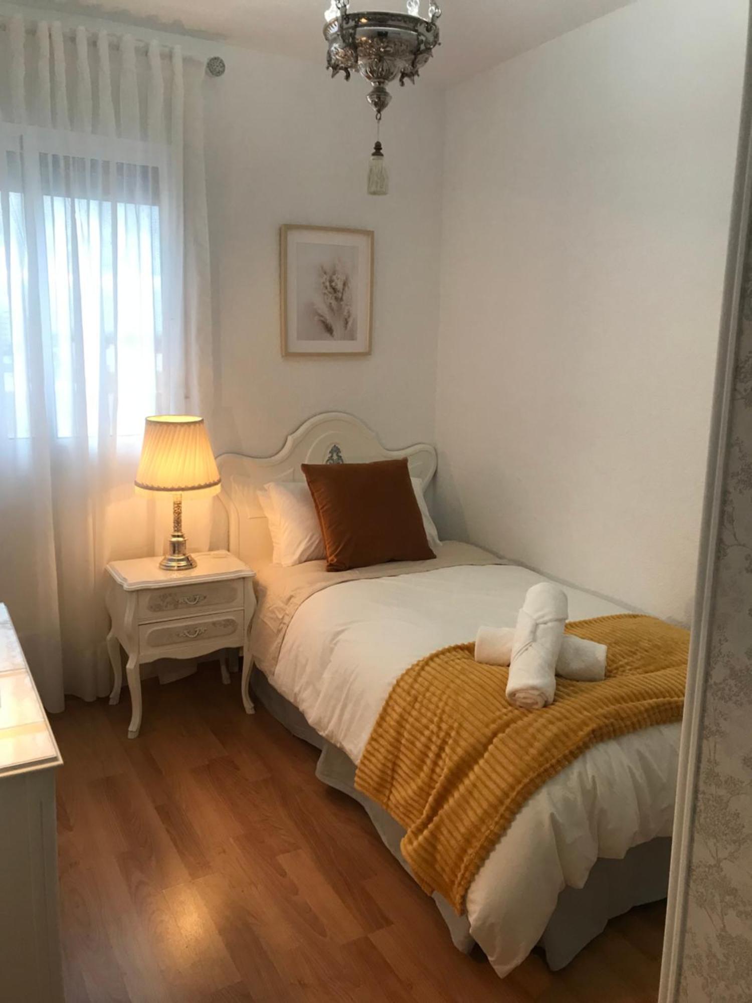 סביליה Tkm Home Amplio Y Familiar, Terraza Privada מראה חיצוני תמונה