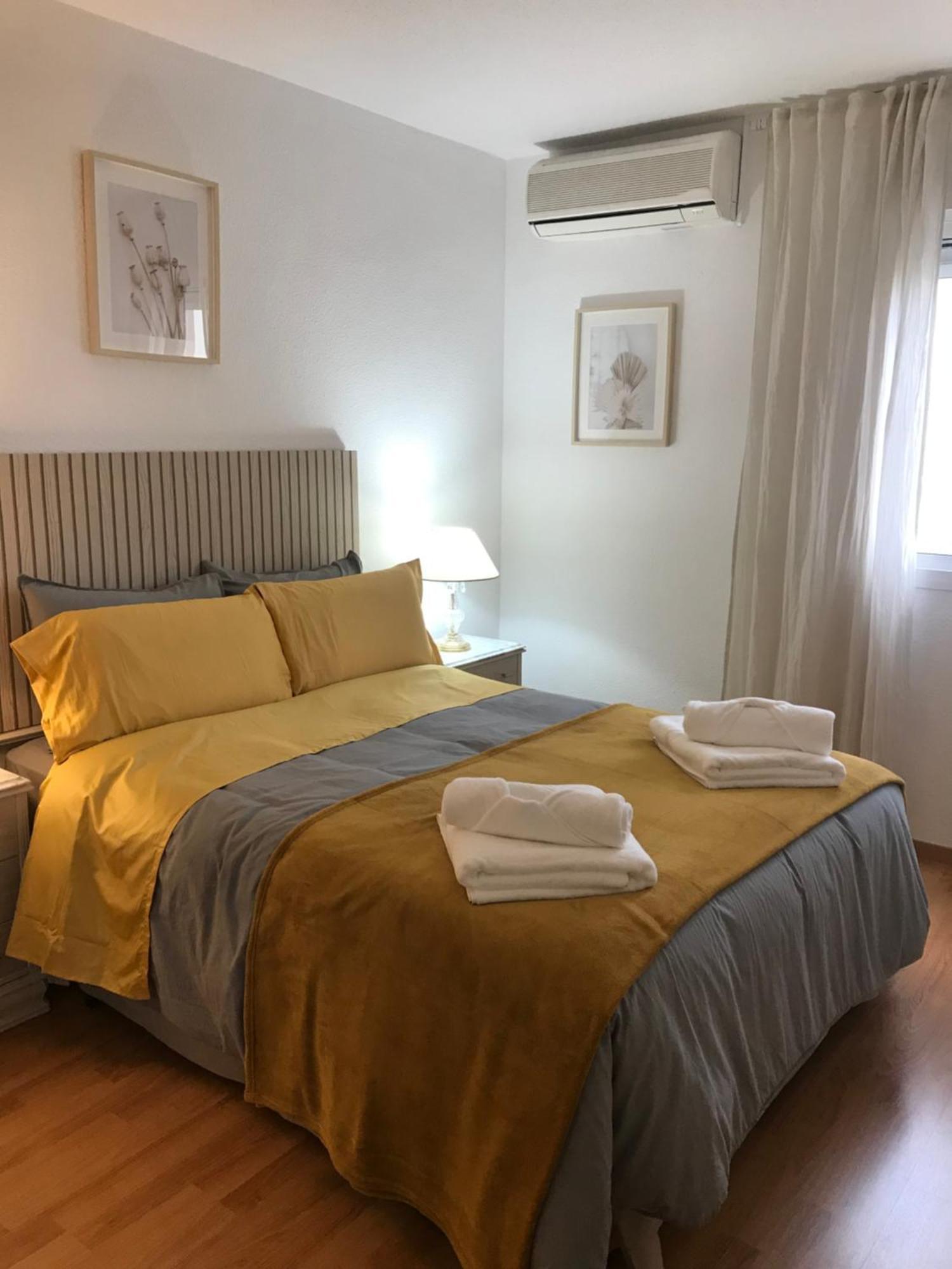 סביליה Tkm Home Amplio Y Familiar, Terraza Privada מראה חיצוני תמונה