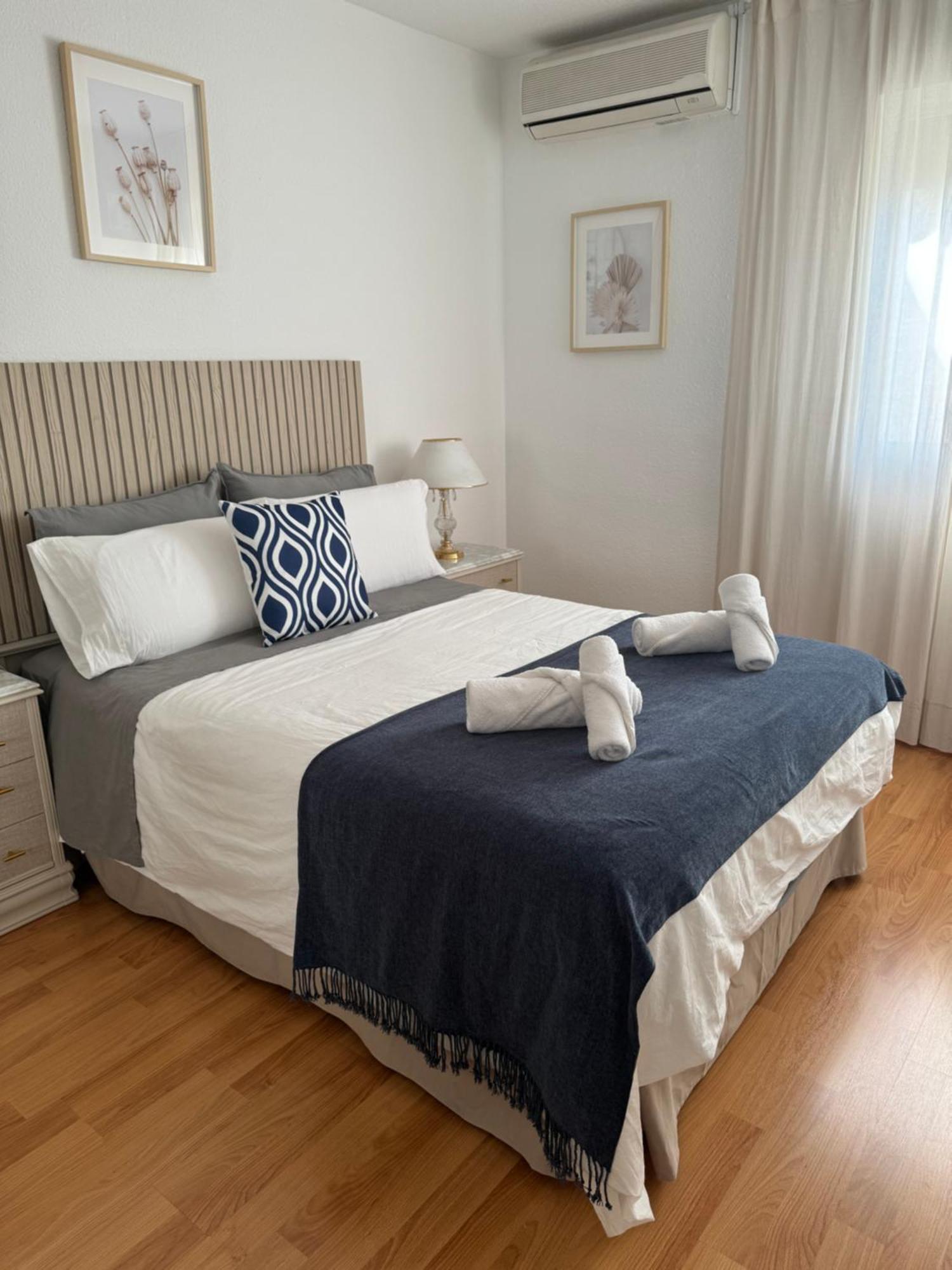 סביליה Tkm Home Amplio Y Familiar, Terraza Privada מראה חיצוני תמונה